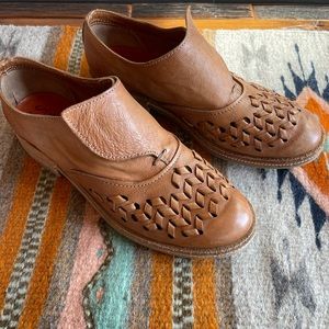 Ladies AS98 size 38 leather shoes